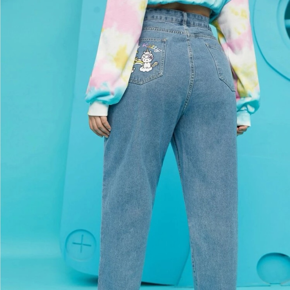 NWT✨ Hello Kitty and Friends Plus High Waist Cartoon Graphic Mom Jeans 1XL 14